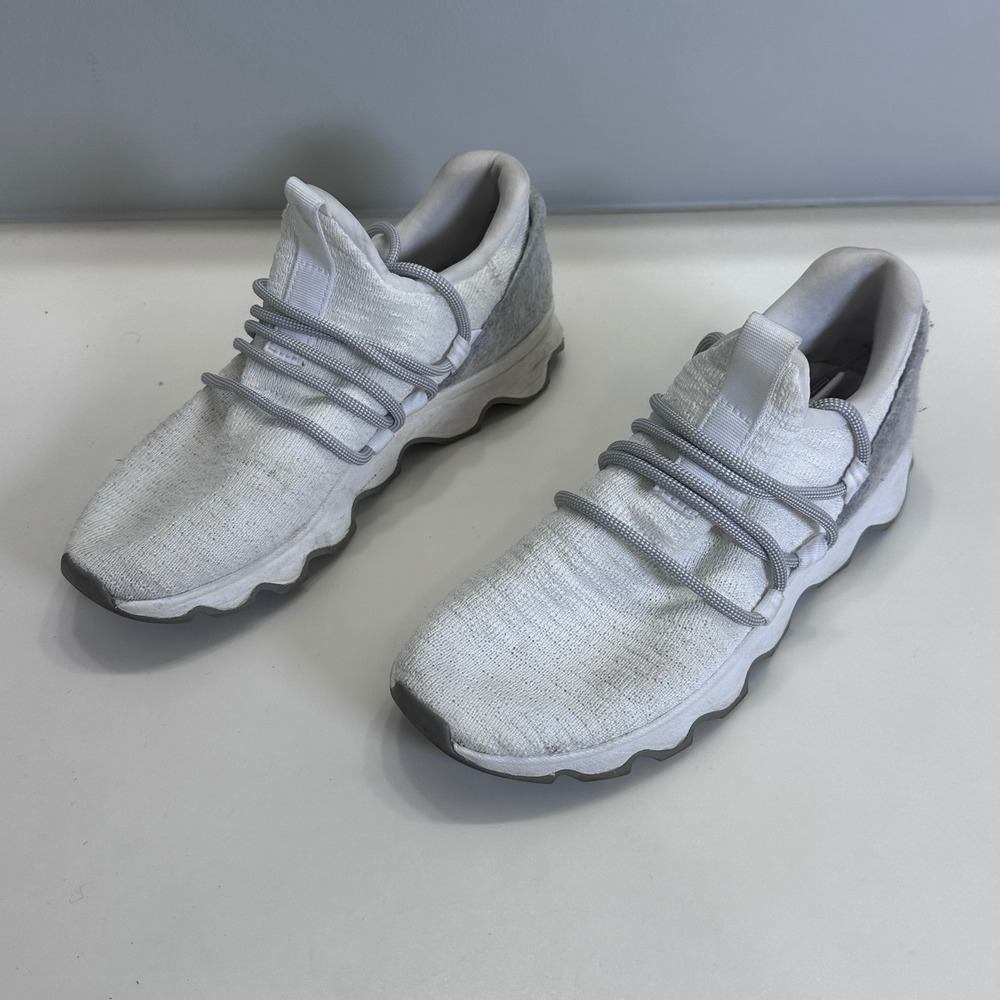 SOREL Kinetic Sneaker White Sea Salt‎ Grey Scalloped Sole NL3227-100 Womens 8